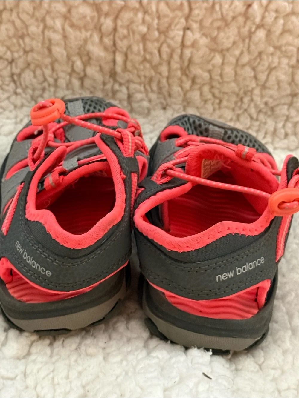 New balance toddler adjustable water shoe size 10
